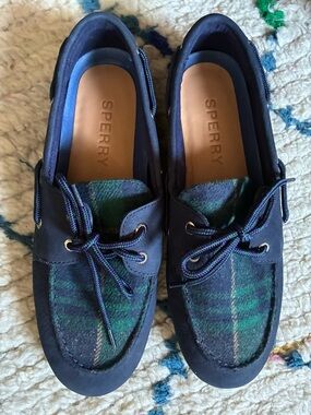 Sperry Topsider deck shoes